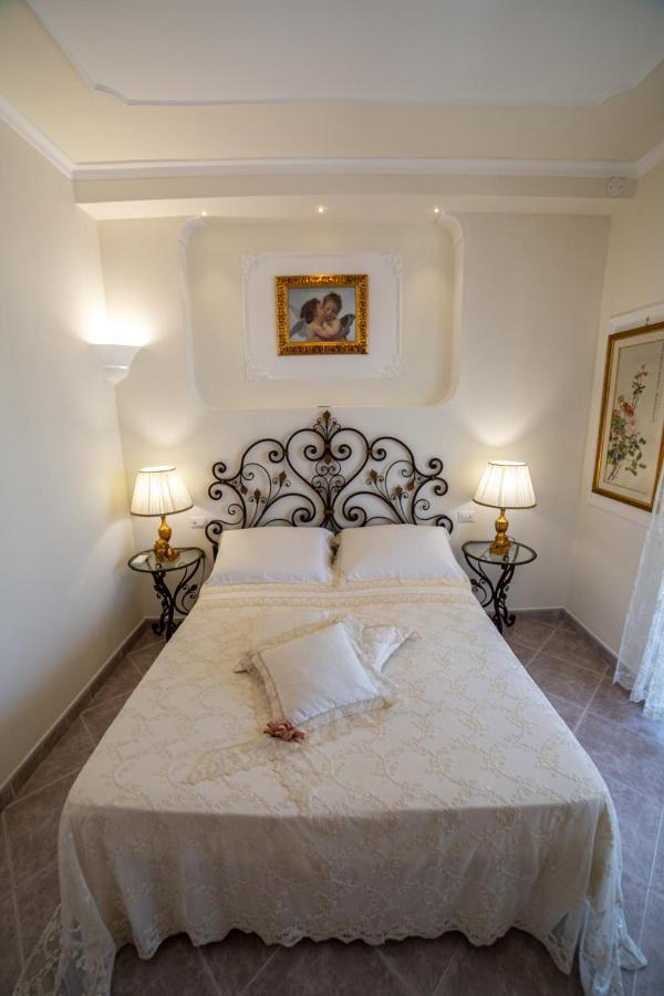 Angel Luxury Suite Sorrento Exterior photo